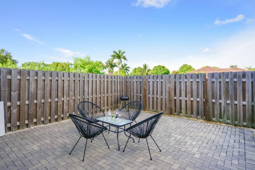 Wonderful Townhouse With 3 Bedrooms Miami Exterior photo